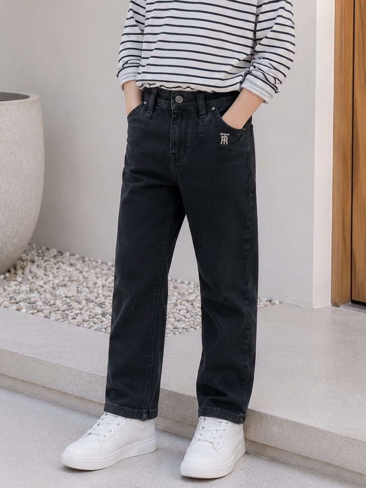Urban Classic Straight Fit Jeans