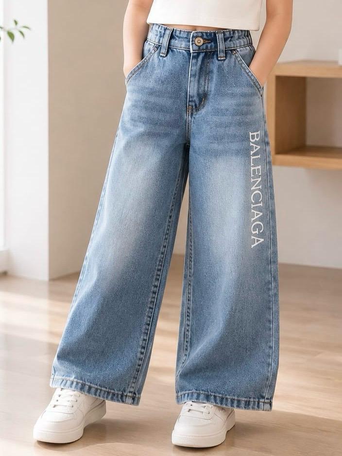 Stylish everyday streetwear look