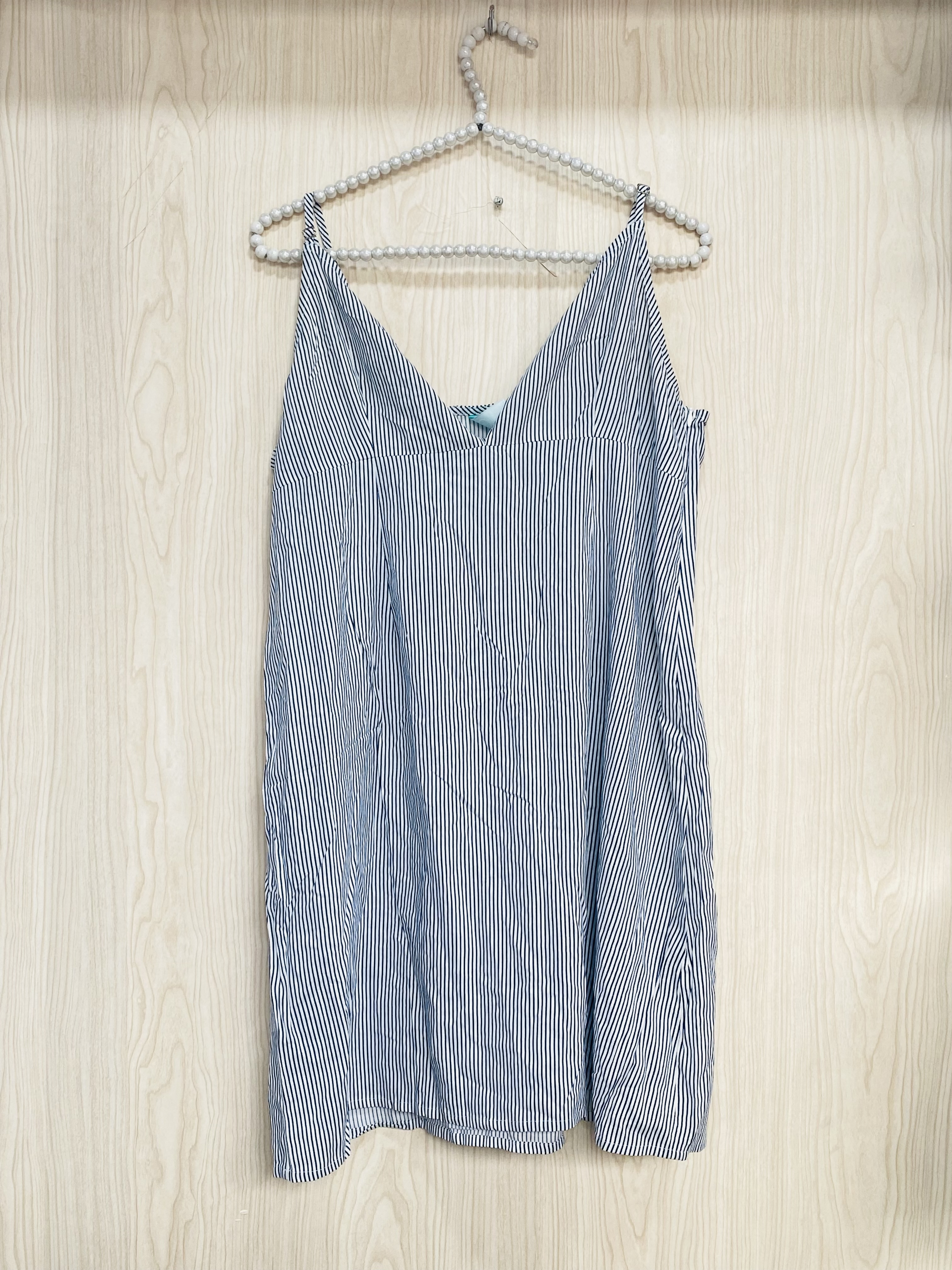 268. Graceful Curve Dress