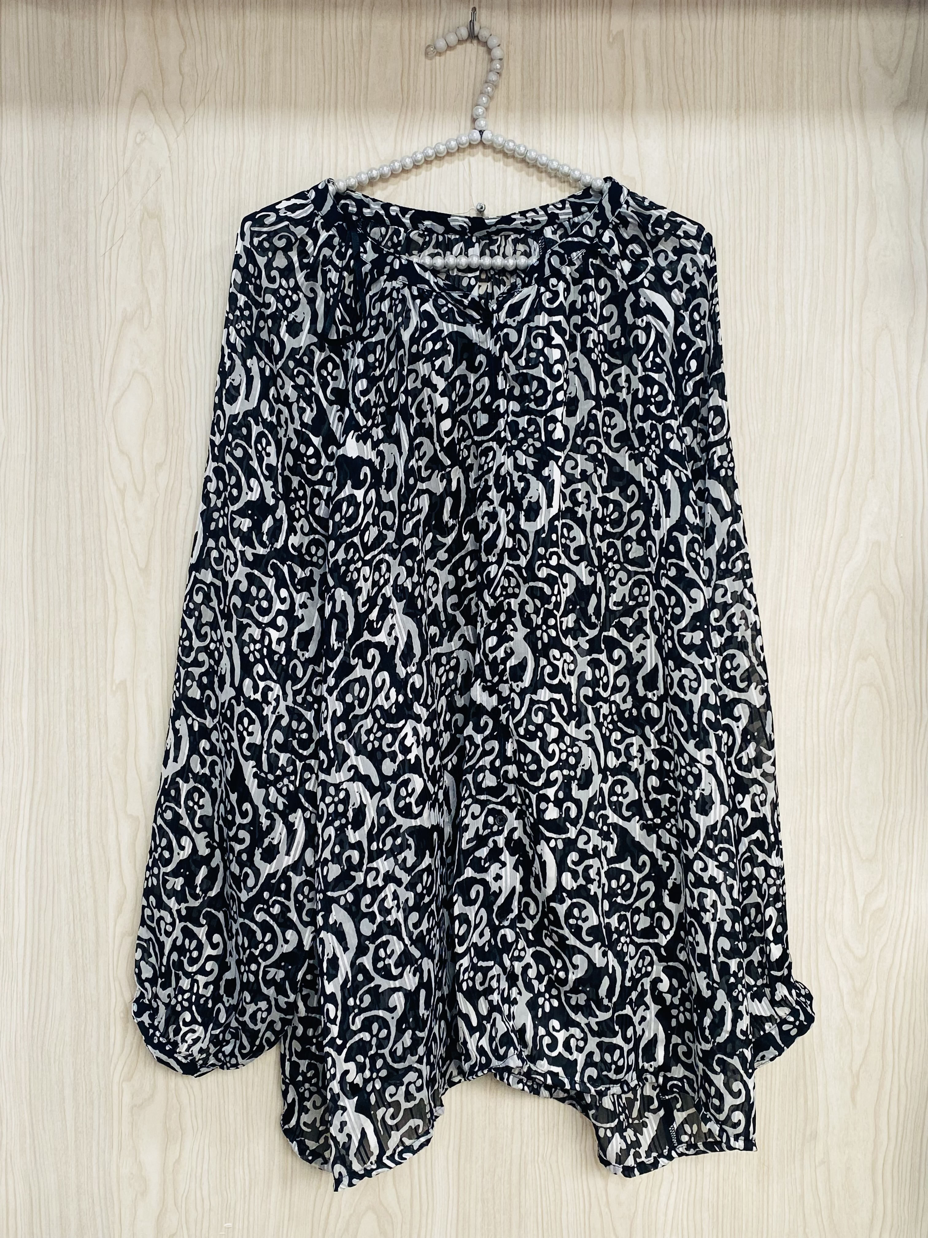 264. Modern Flowing Dress